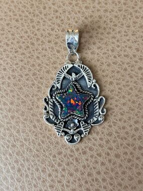 925 Sterling Silver Unisex Black Opal Star Pendant